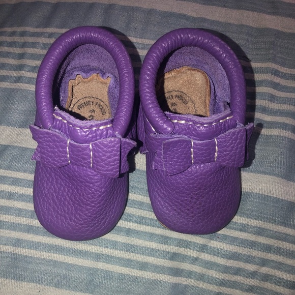 Freshly Picked bow moccasins - Picture 2 of 6